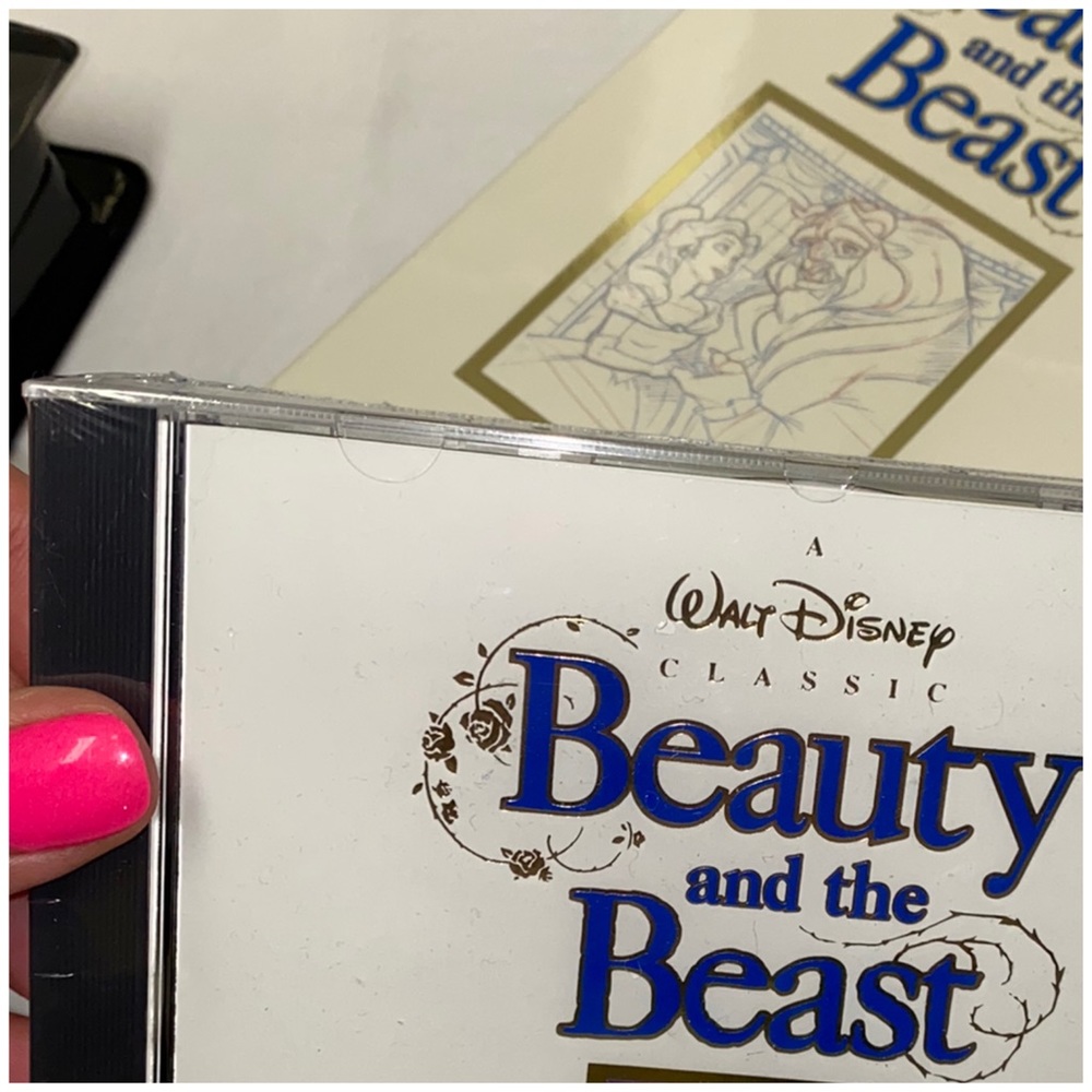 Disney Bundle - Picture 3 of 5